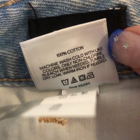 EXPRESS Crossover Waistband Boyfriend Jean Shorts NWT - Picture 11 of 14